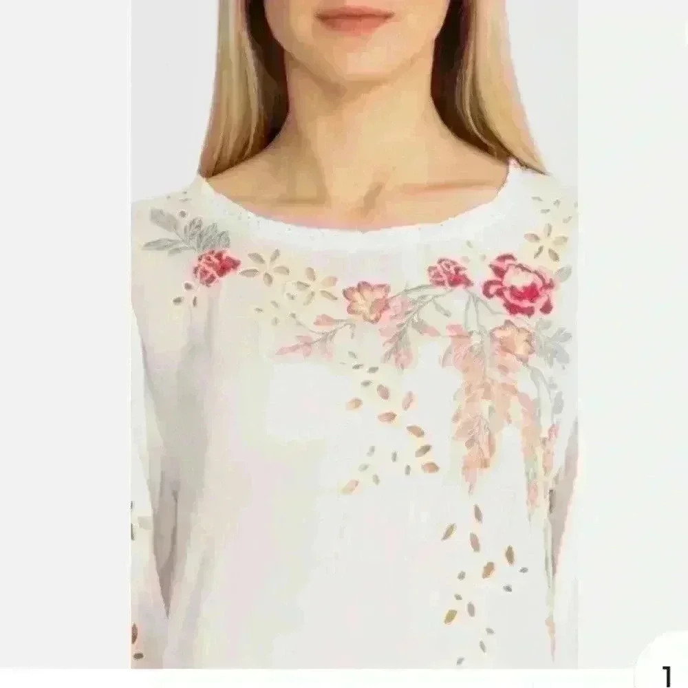 Johnny Was Belina Tunic White Floral Embroidered Top eyelet details - Picture 3 of 16